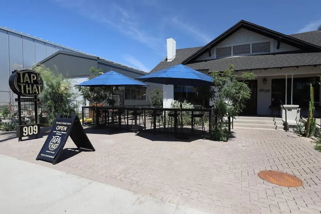 Apartamento Modern Contemporary Living In Dtph - Poolside. Phoenix